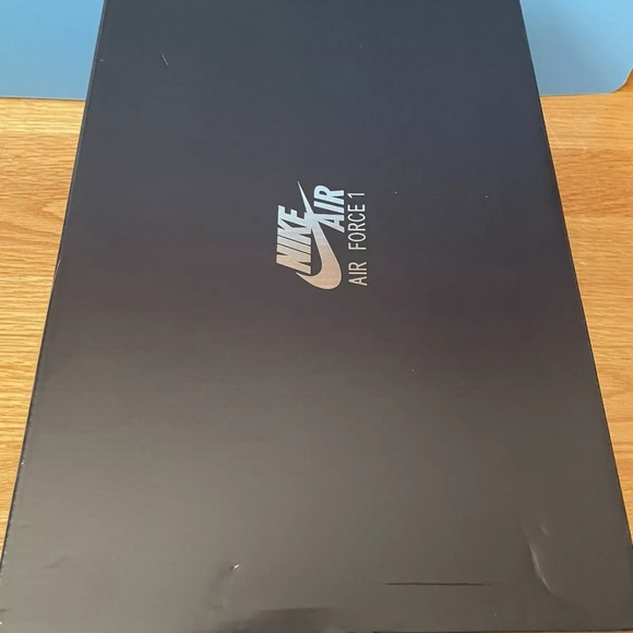 ***SOLD***Nike Air Force 1 low 2021 Acorn brown beige sneakers mens size 10.5 - Picture 5 of 5